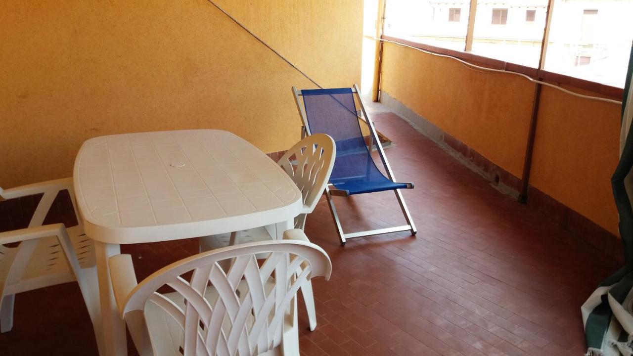 Casa Vacanza Trappeto Palermo 2 Apartment Luaran gambar