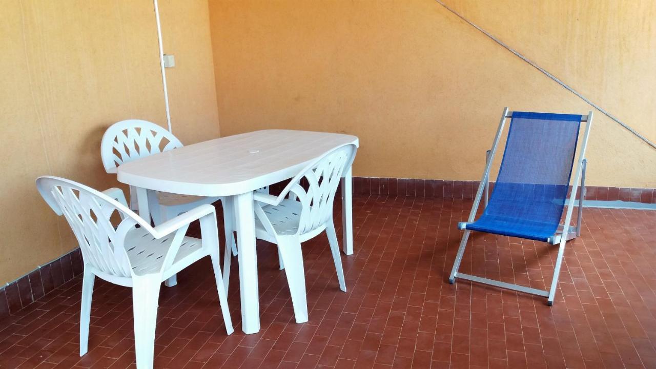 Casa Vacanza Trappeto Palermo 2 Apartment Luaran gambar